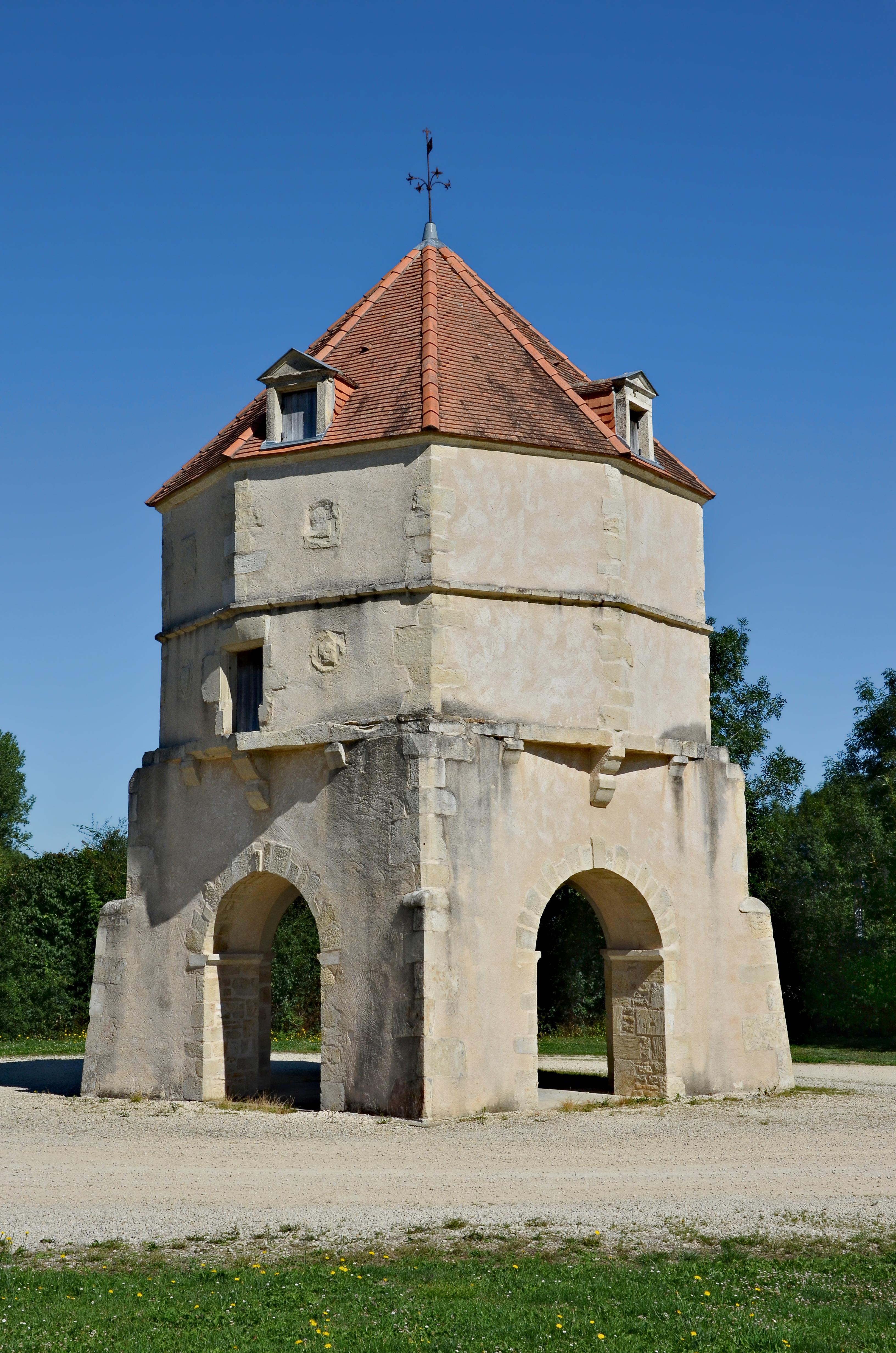 Sauzé-entre-Bois, France