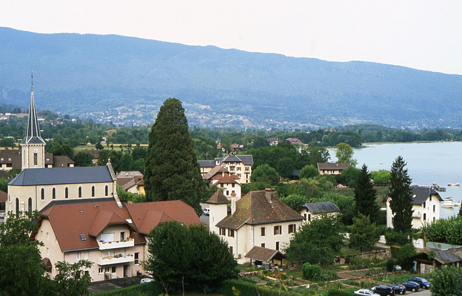 Duingt, France