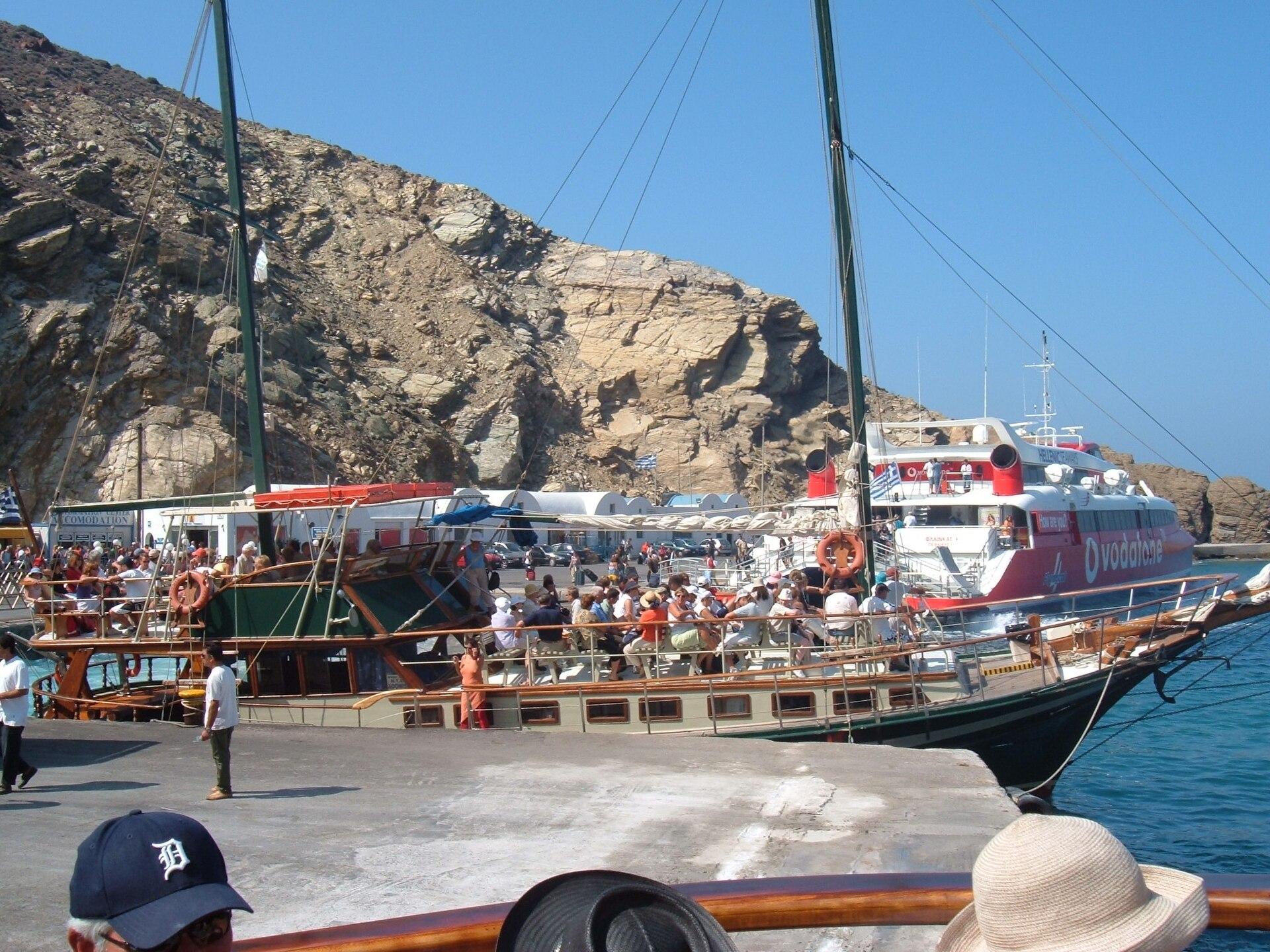 Athinios Port