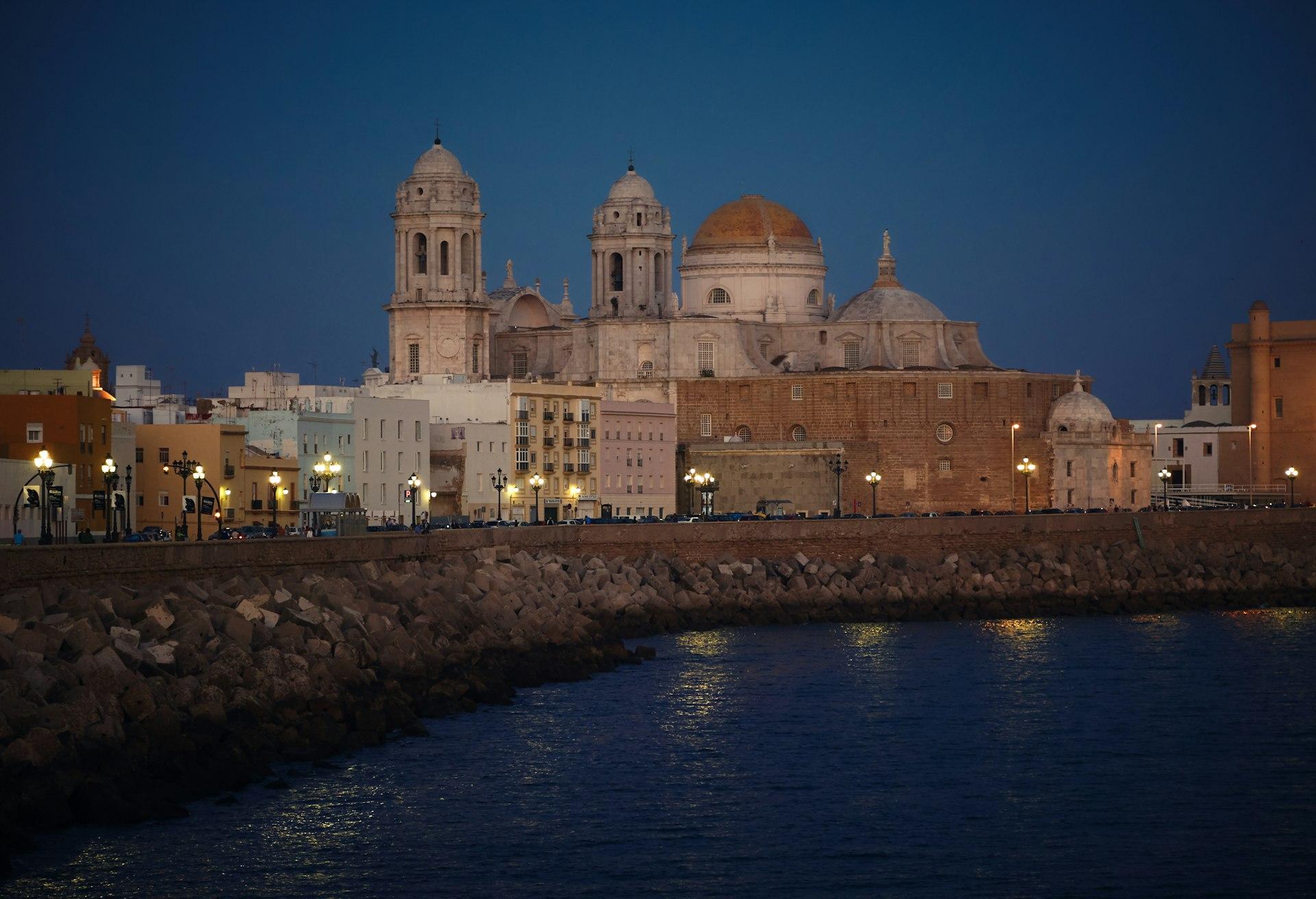 Cadiz, United States
