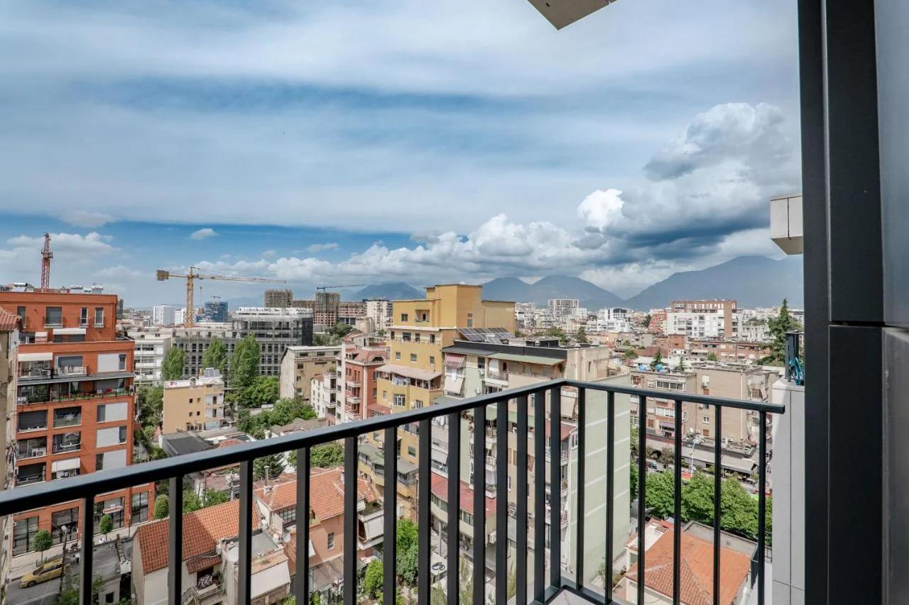 Aquilas Tirana 21 photo