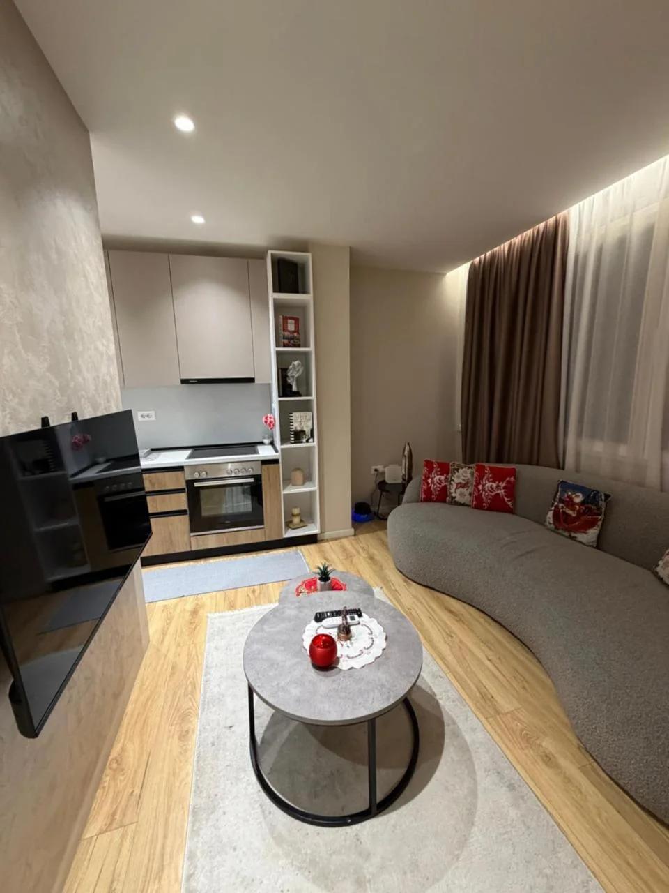 Luxury Apartment 9 near Square 21