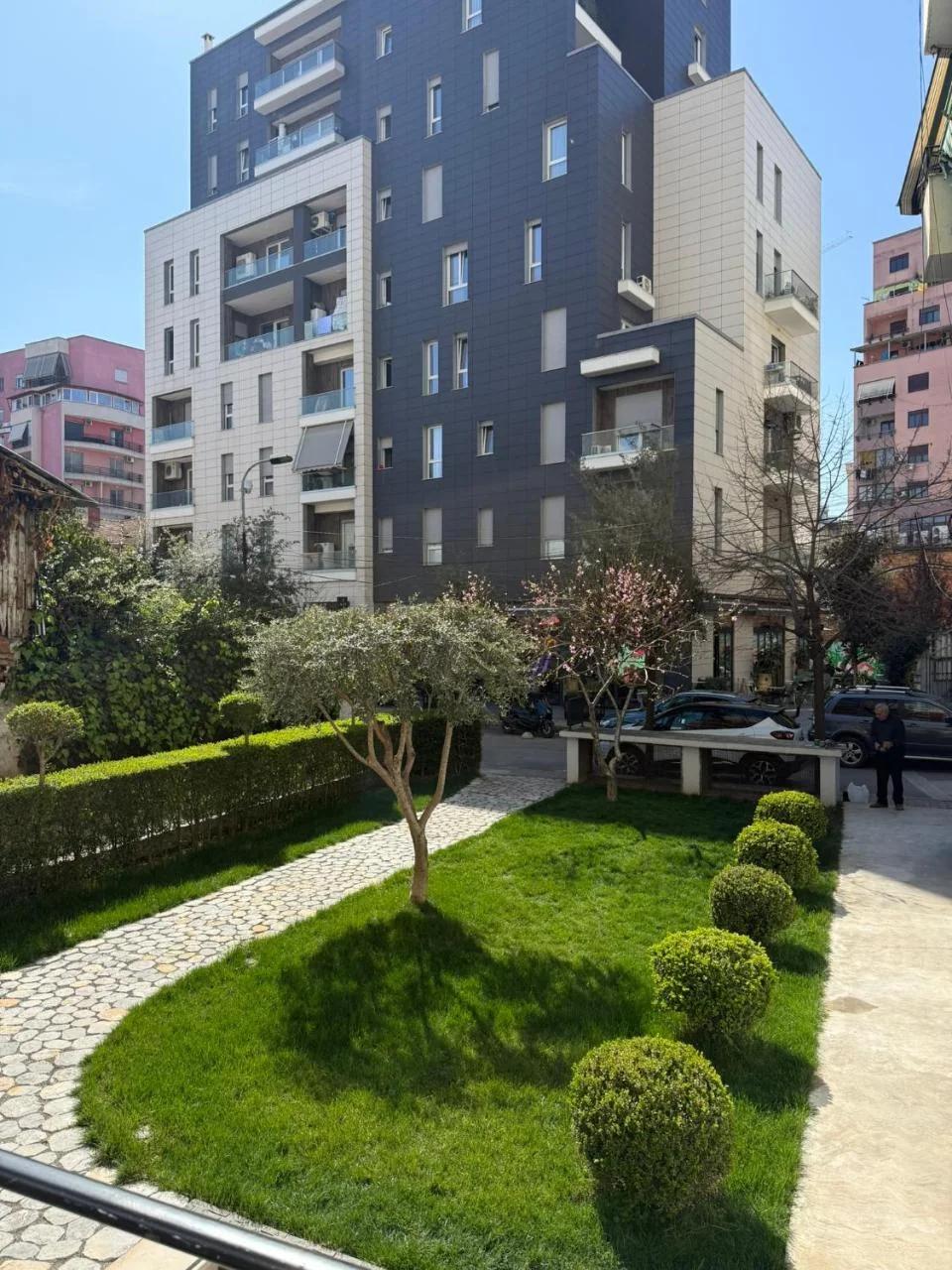 Nebula Apartments foto