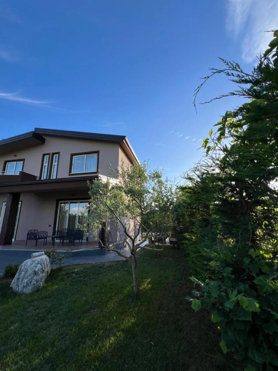 SunnySide Villa