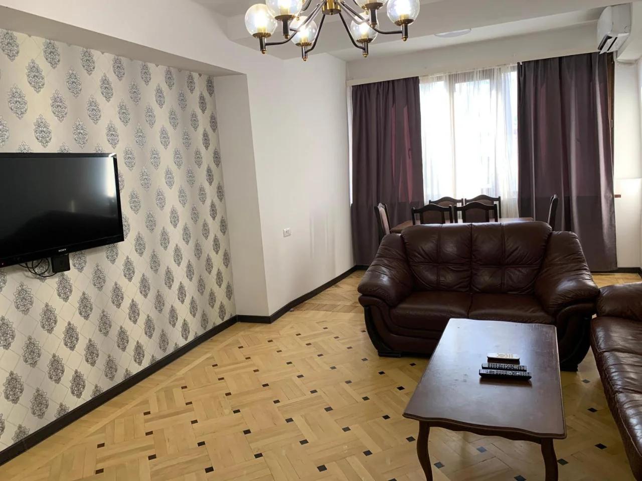 Apartment in the center of Yerevan foto