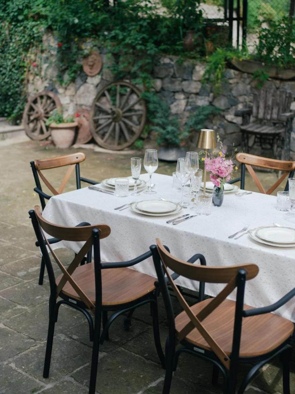 Daravand Restaurant & Guest House