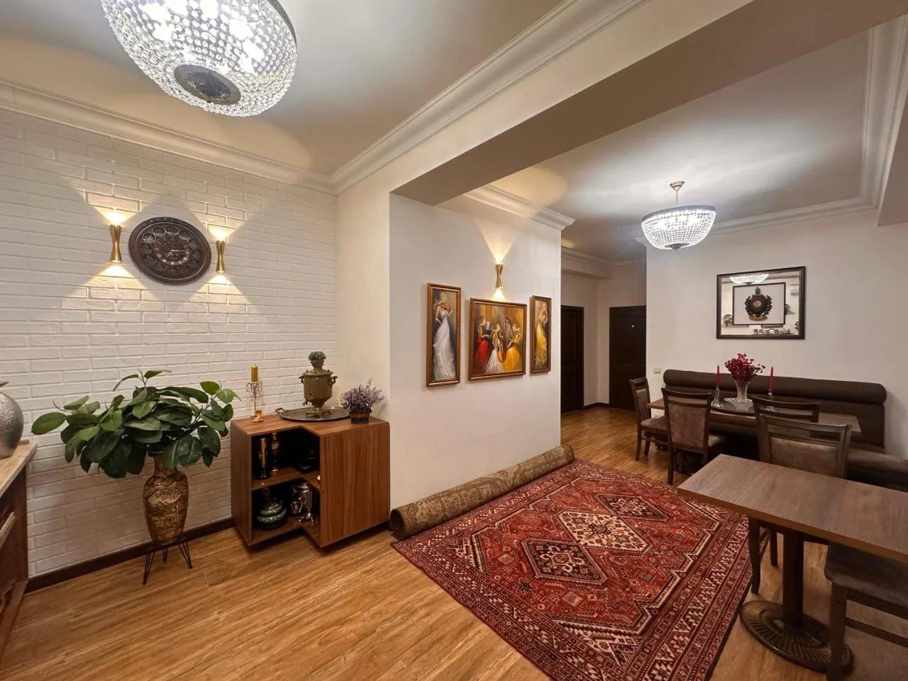Hin Yerevantsi Hotel photo