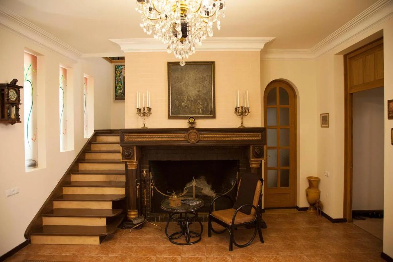 Hin Yerevantsi Hotel photo