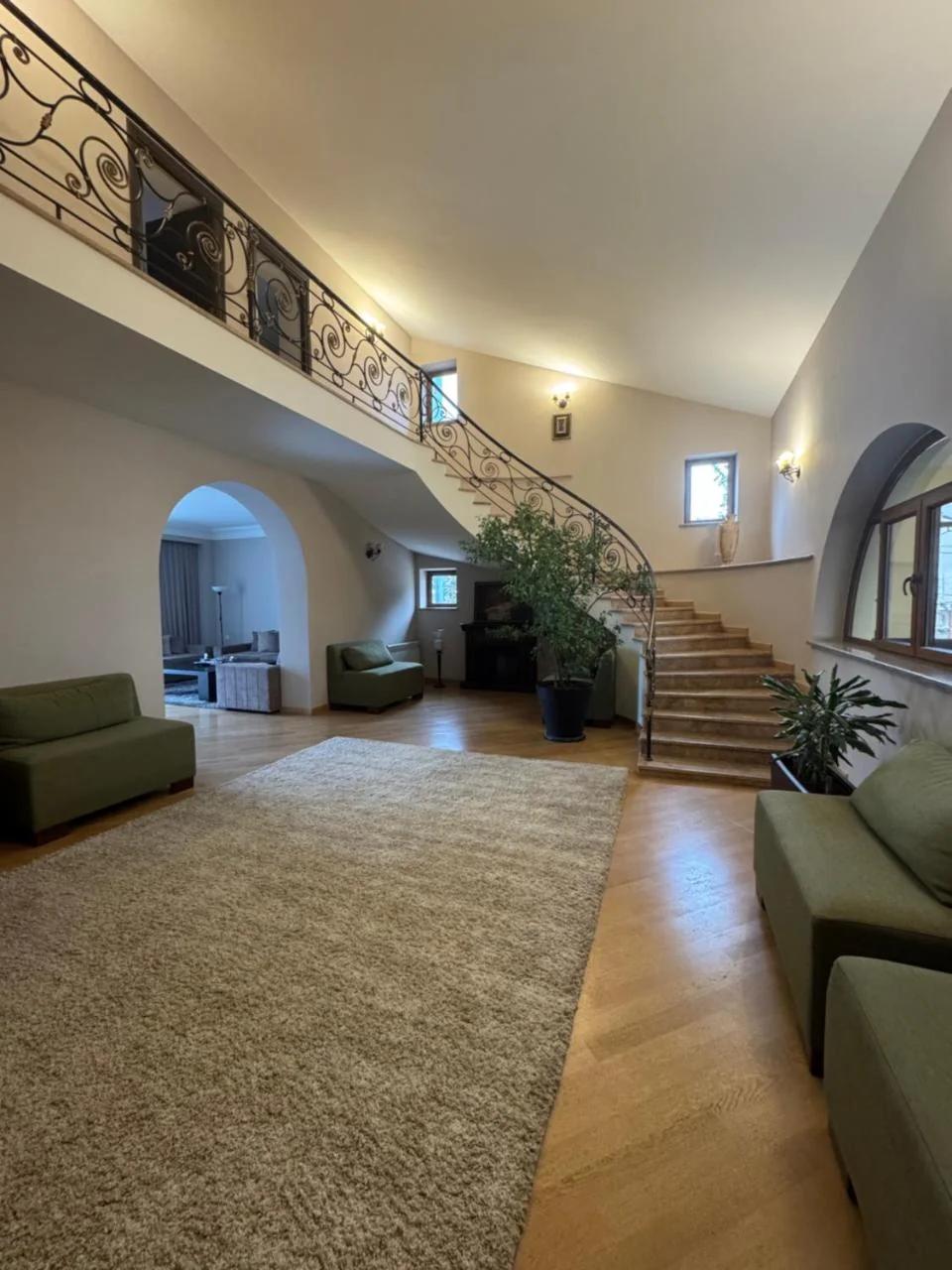 Villa De France photo