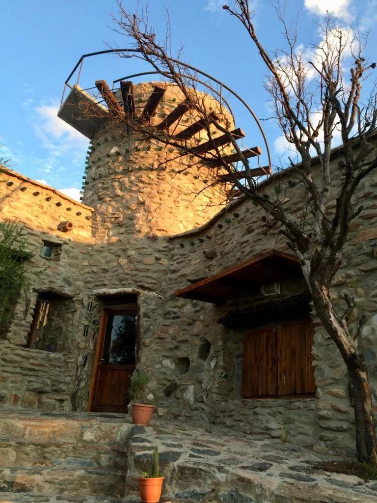 El Lugar photo