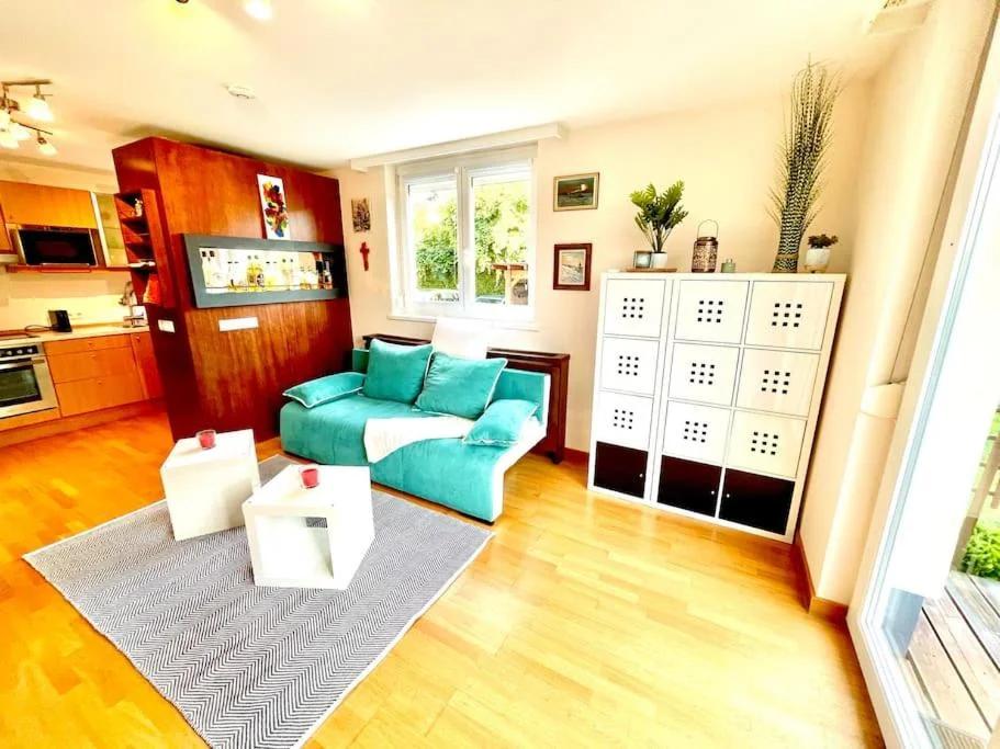 Schöne Wohnung mit eigenen Eingang und Terrasse foto