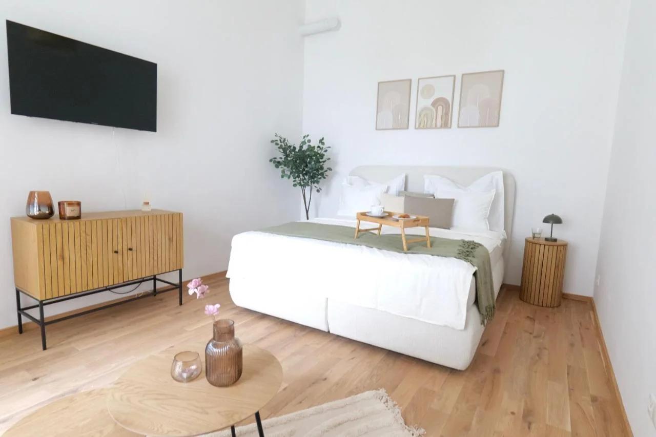 Toplage beim Rathaus Grace Royal Designsuite