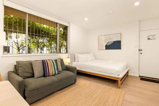 Bright Paddington Studio Near Oxford Street Hub photo