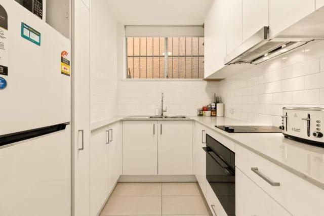 Bright Paddington Studio Near Oxford Street Hub photo