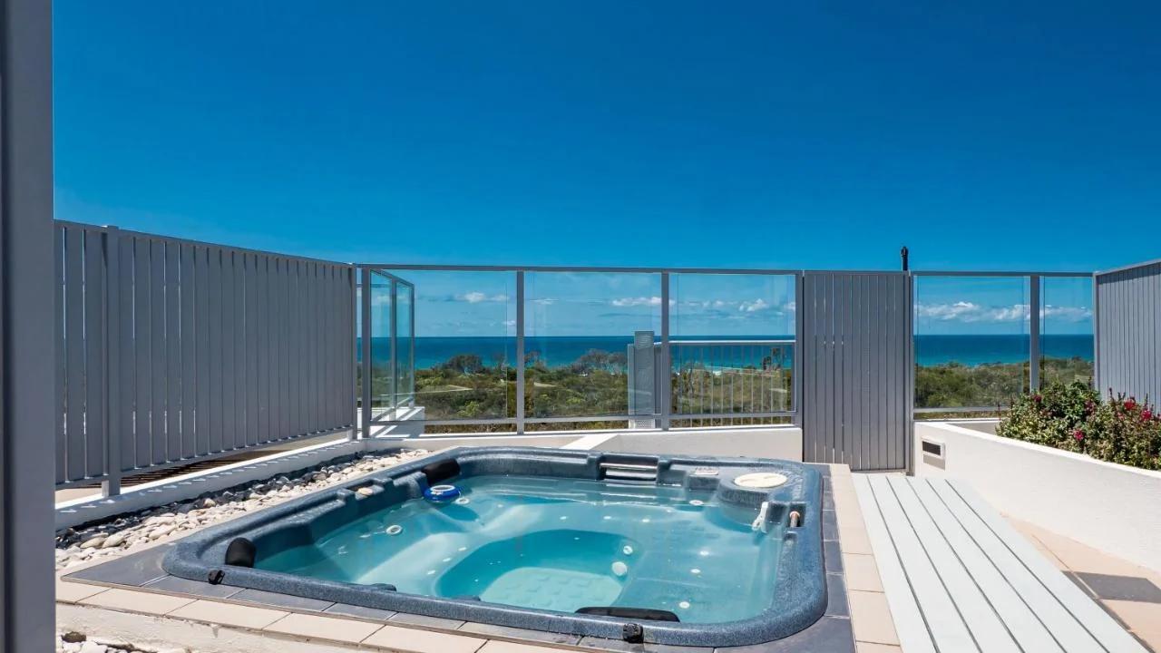 White Shells Luxury Apartments Marcoola photo