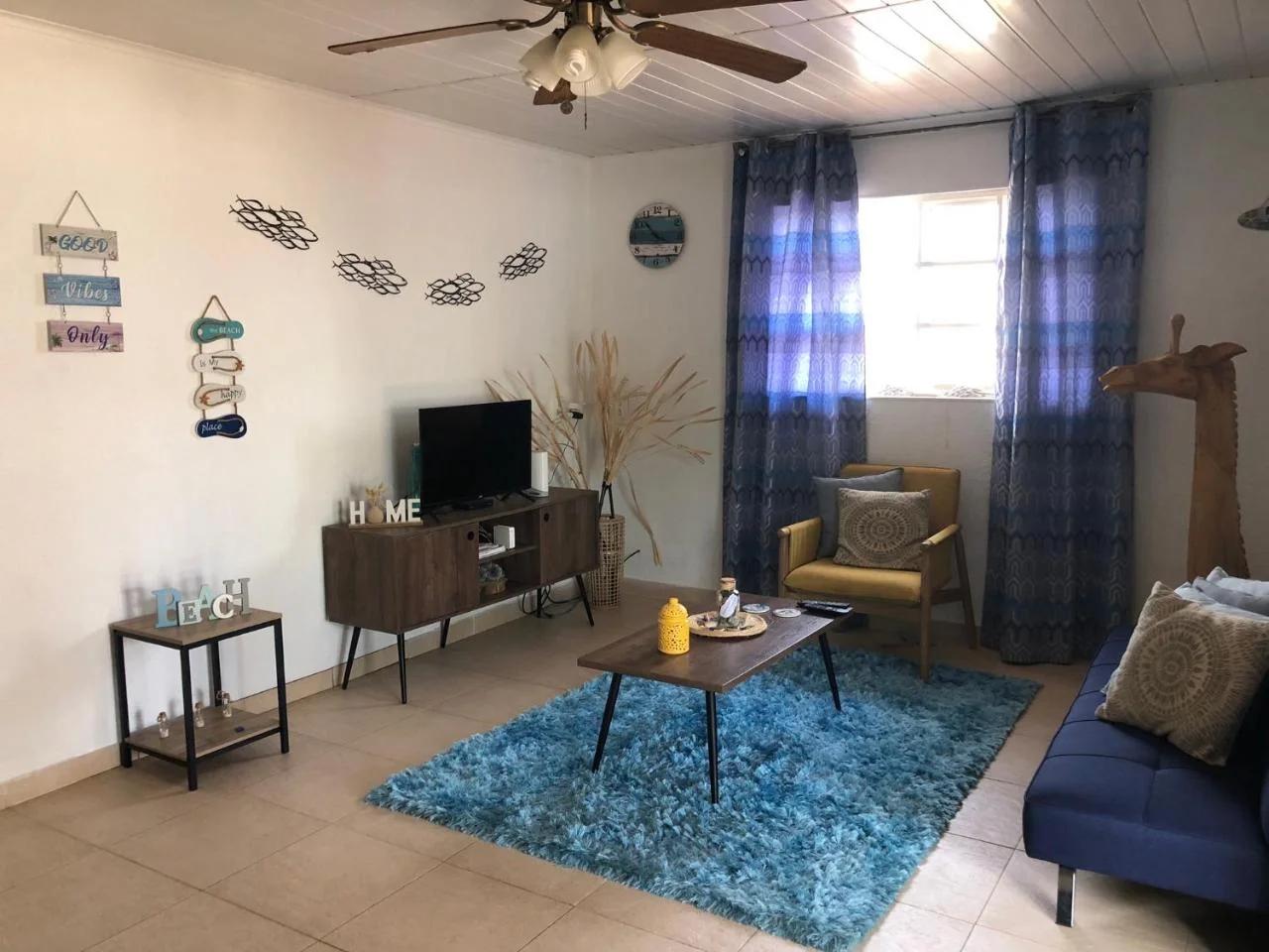 Local Home Aruba photo