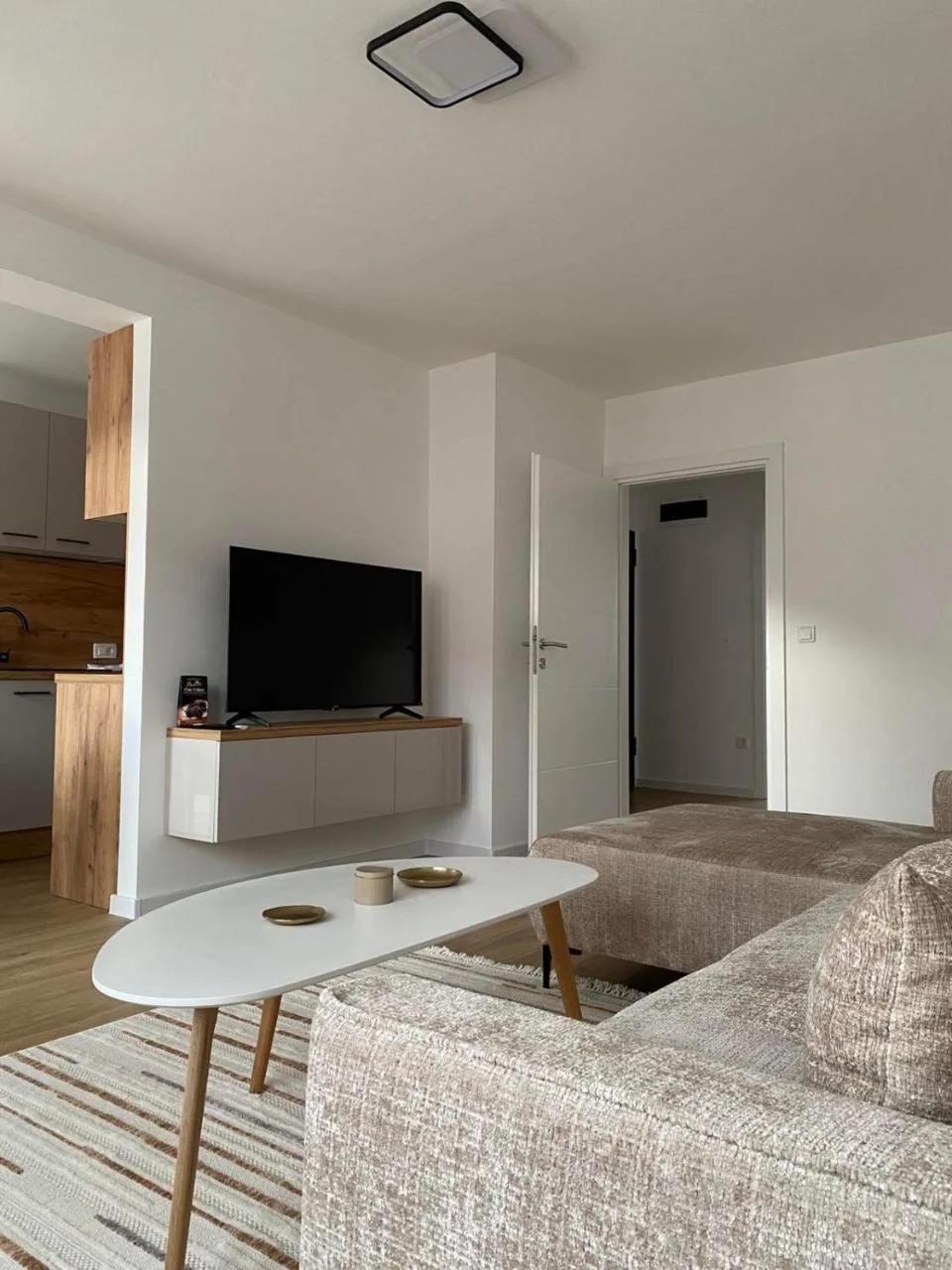 Apartman Adrian