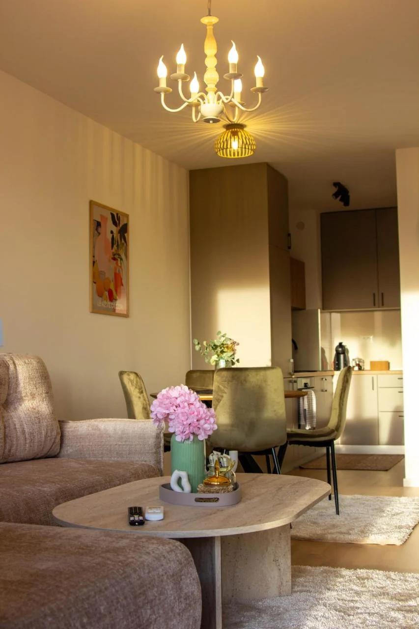 LisaMe Apartman Airport