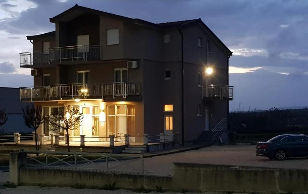 Villa Aurora photo