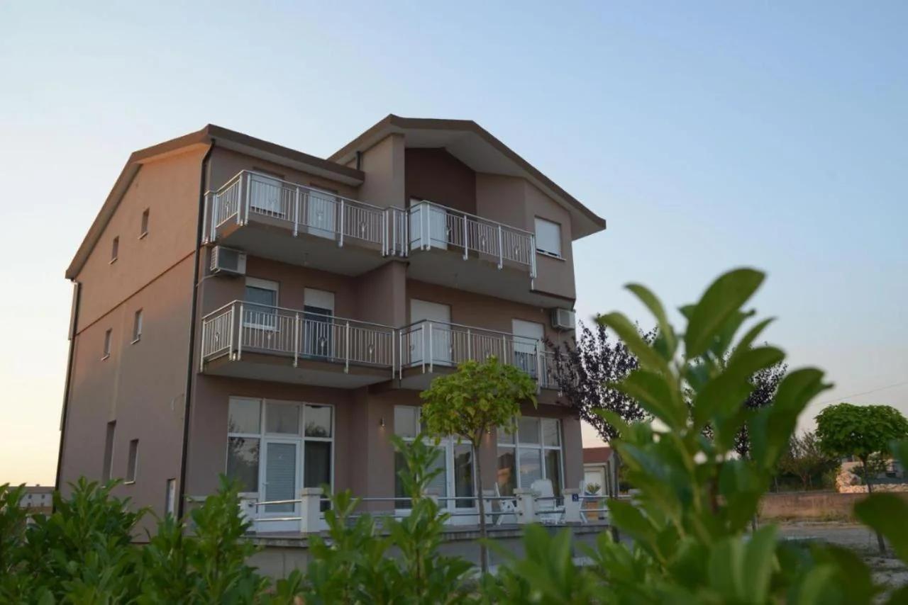 Villa Aurora photo