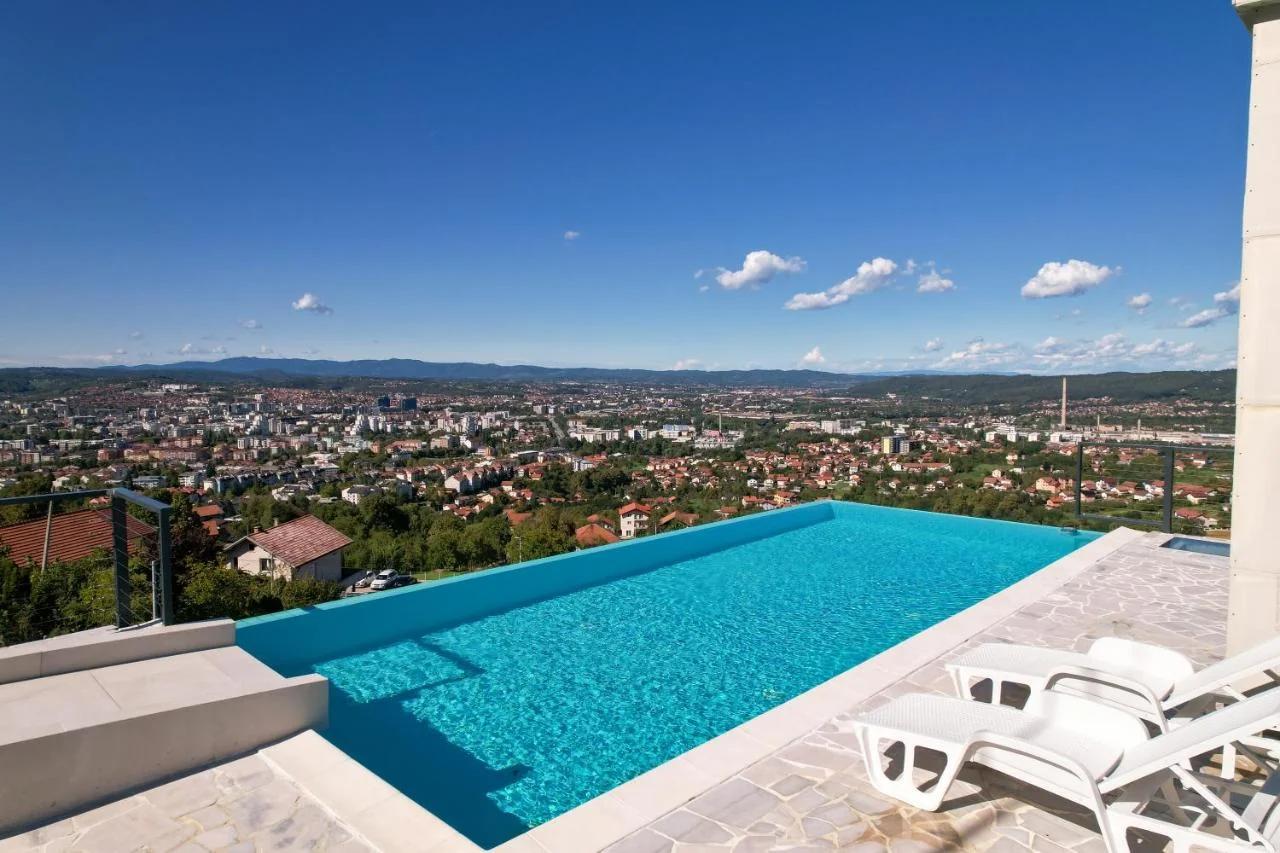 Villa Wineyard - VinoGrad photo