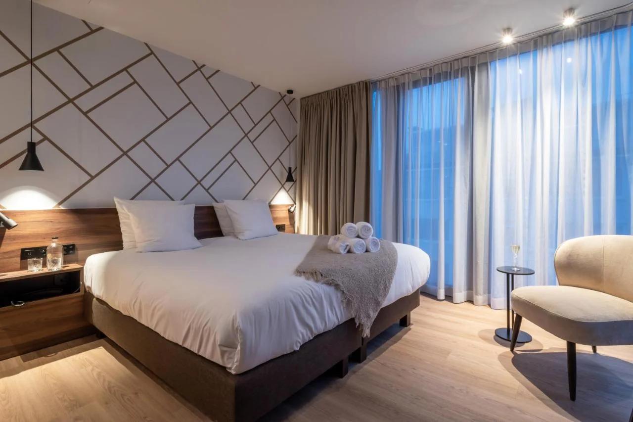 ONE TWO FOUR - Hotel & Spa