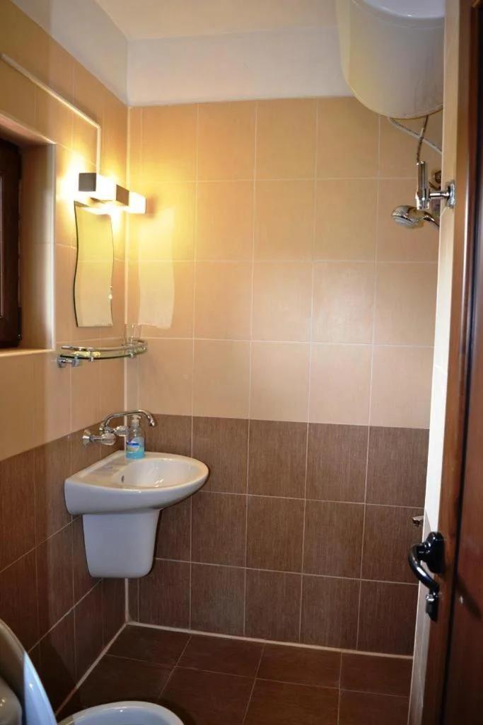 Sichanova Guest House photo