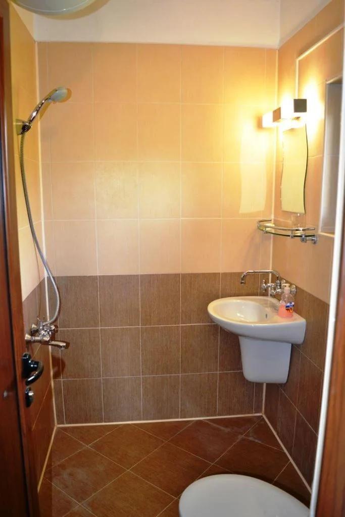 Sichanova Guest House photo