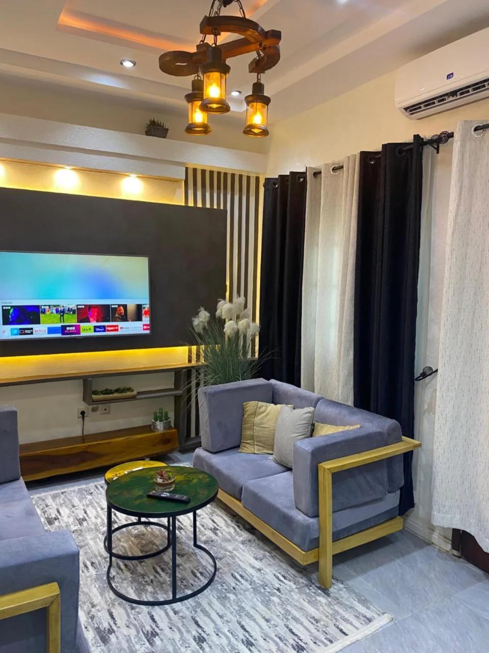 Emefa Room1