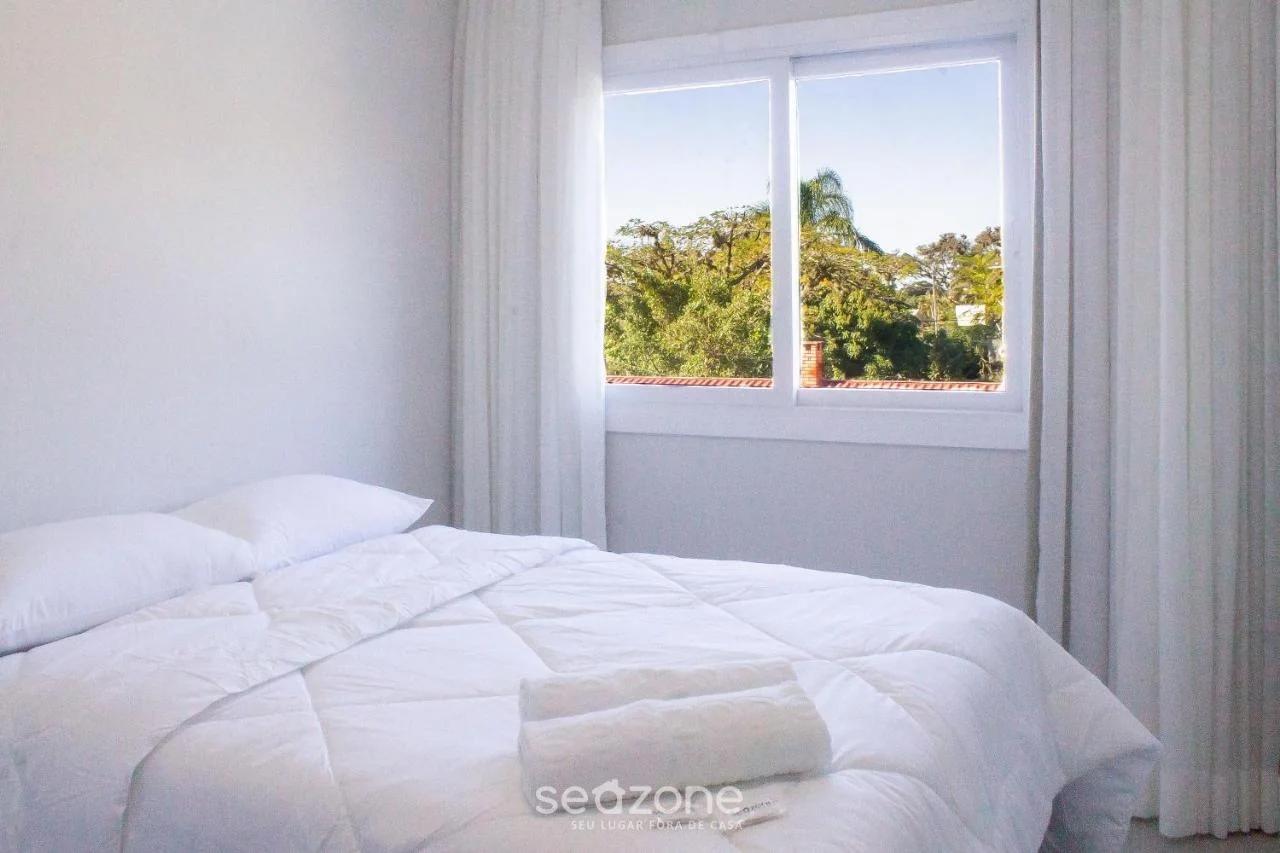 Apto moderno com piscina e churrasqueira CRR201 foto