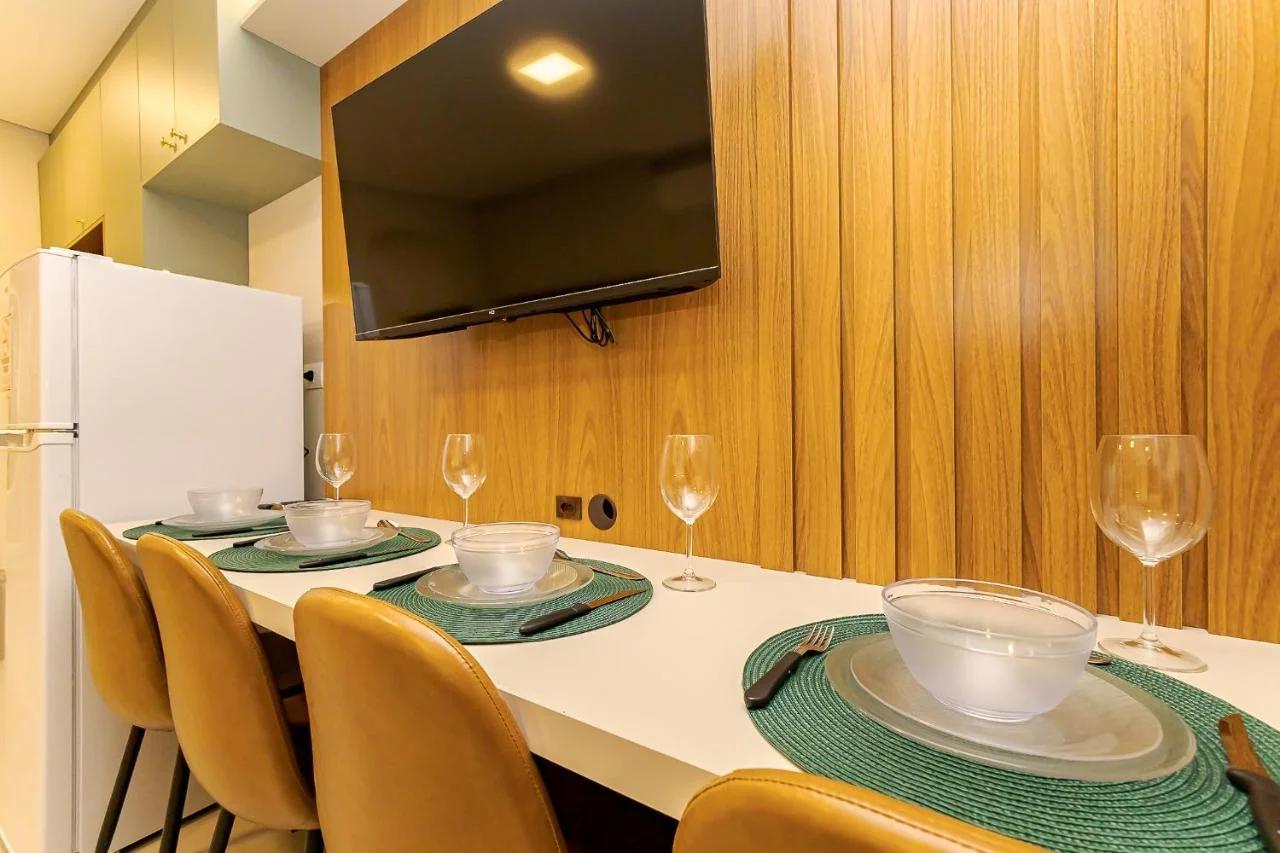 Casa privativa para família com AC e Cama Queen foto