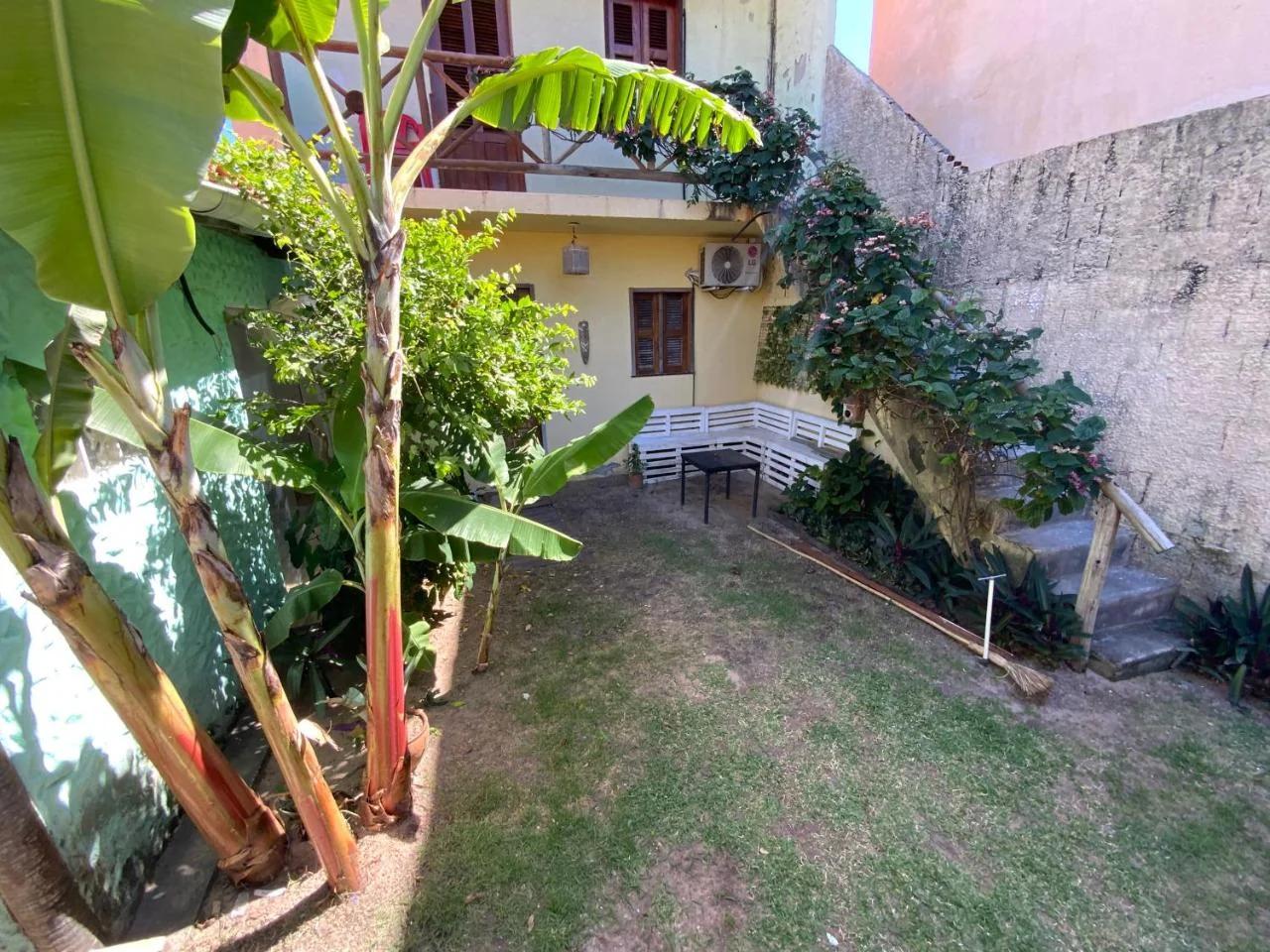 Lindo, simples, aconchegante e pé na areia photo