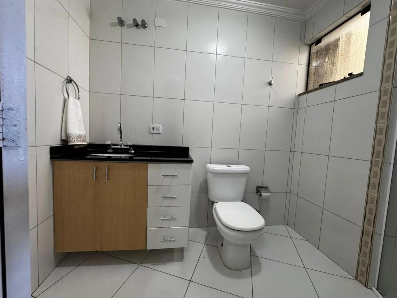 Quarto a 5 Minutos do Hosp Erasto e UFPR foto