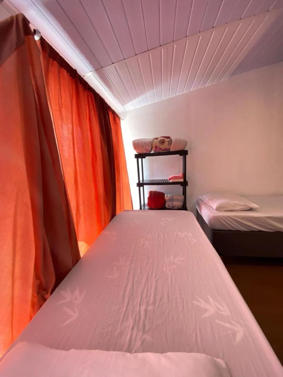 Quarto Duplo Casal Jd Botânico foto