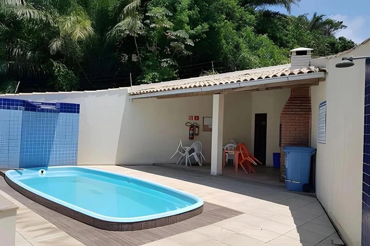 Quarto e Sala - 200 M. Praia dos Milionários photo