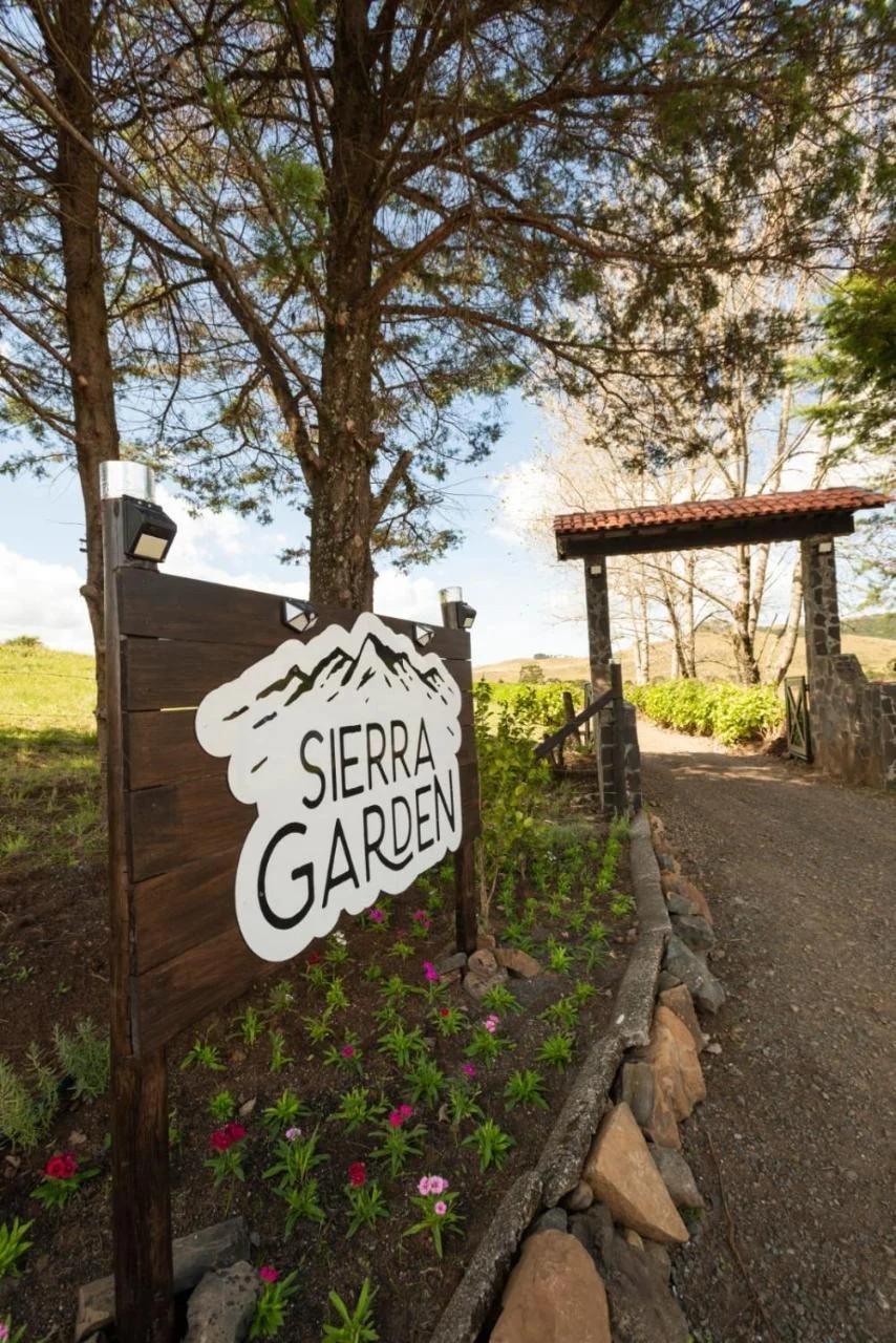 Sierra Garden Houses photo