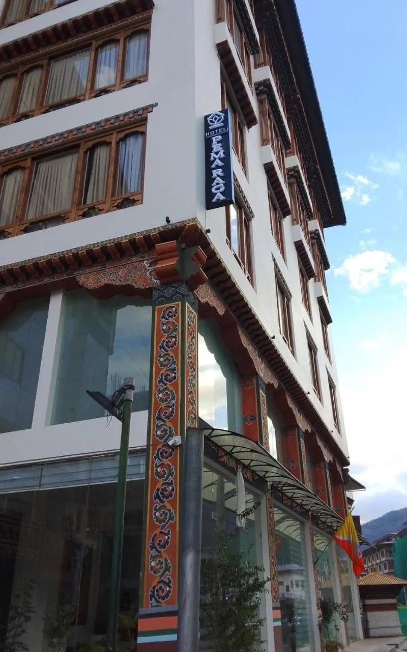 Hotel pema raga