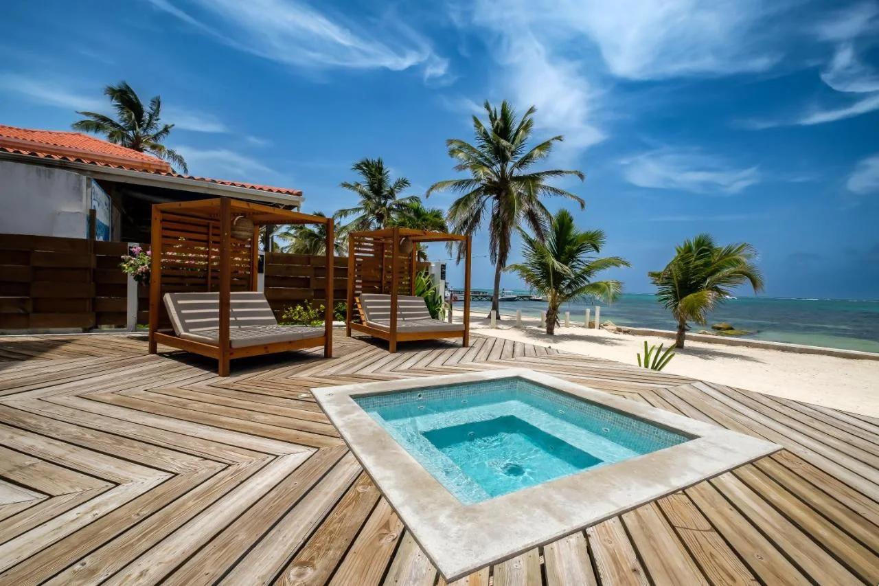 Diamante Beachfront Suites foto