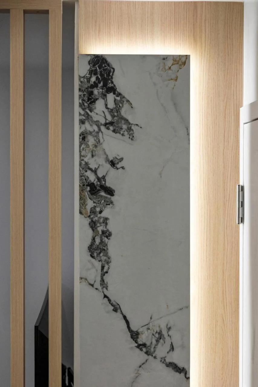 High Park Oasis Modern 1B1B, Kitchen, Laundry photo