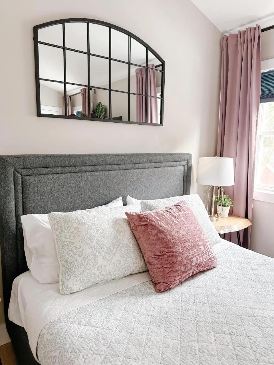 Inn On King Bed & Breakfast photo