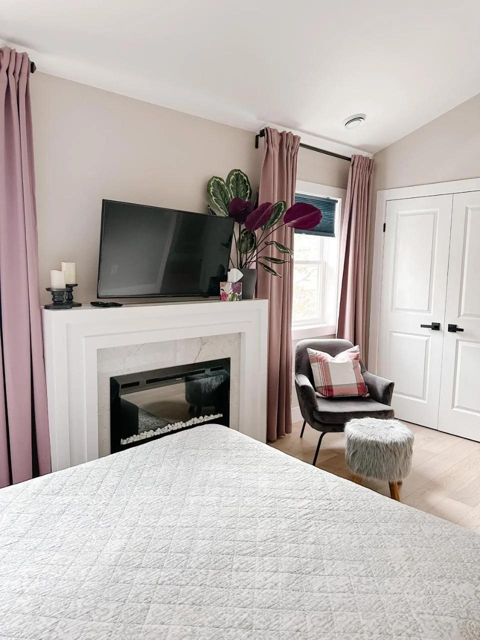 Inn On King Bed & Breakfast photo