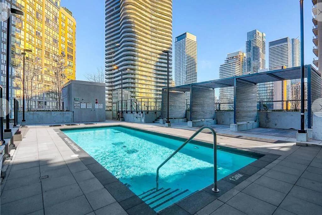 Luxury Condo on Bay Street photo