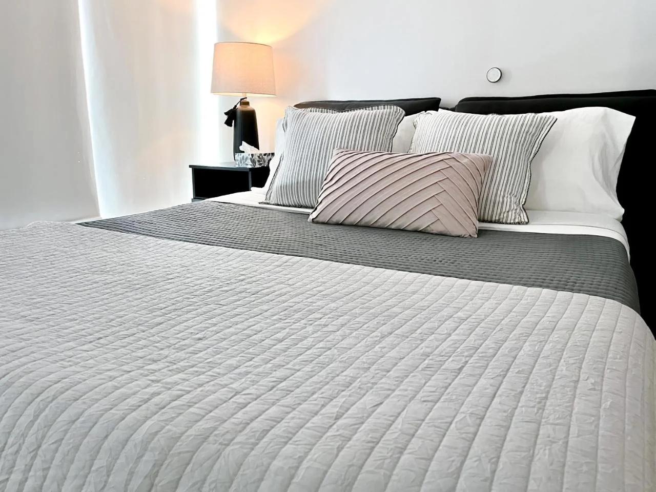 Luxury Condo on Bay Street photo