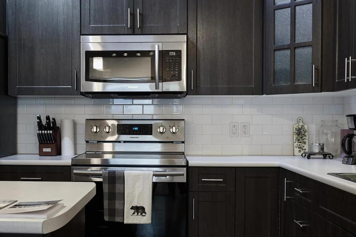 NN - Eddy #1 - Whistlebend 3-bed 2 5-bath photo