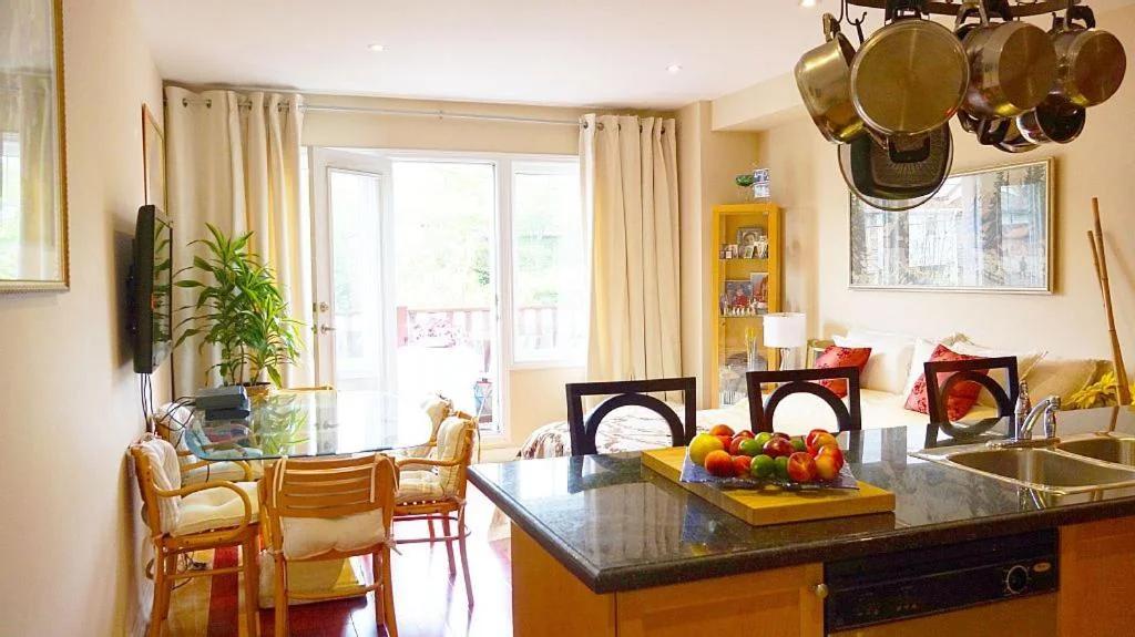 Stunning Rooms in Townhouse across the Beach foto
