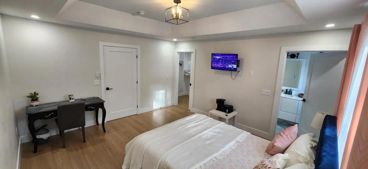 The bluenoser room at Hina's Home photo