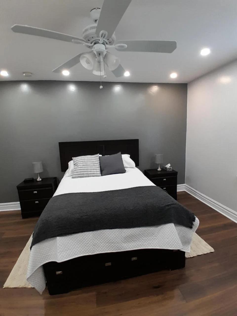 The Cozy Bungalow in North York Nest photo