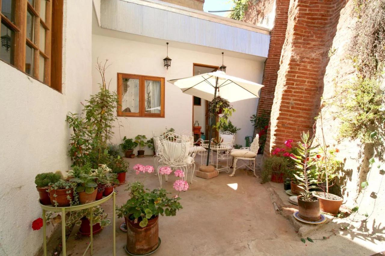 Casa California Guesthouse photo