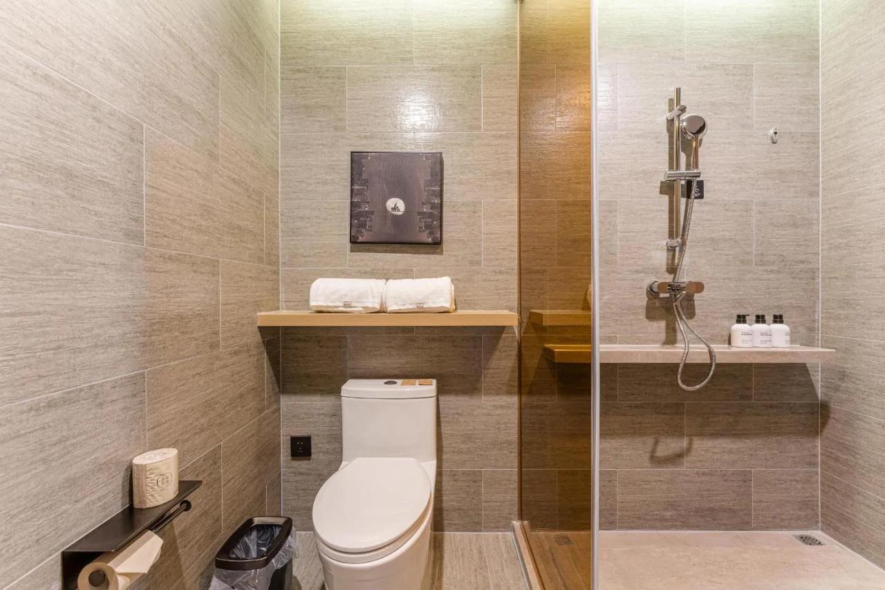 Atour Hotel Xiamen Airport Wuyuan Bay photo