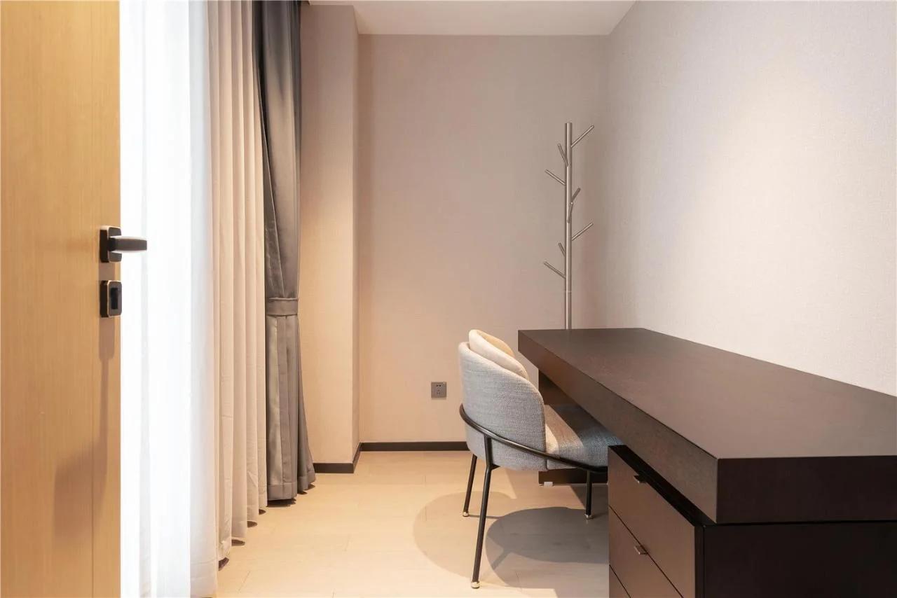 Cresasia Residence photo